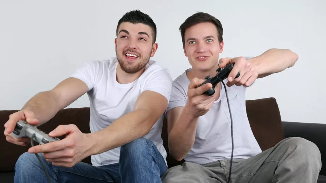 What are some peaceful games to play with friends?